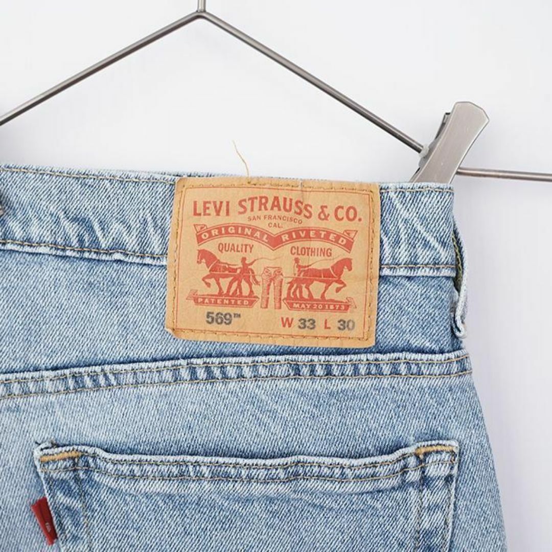 Levi's(リーバイス)のリーバイス569 Levis W33 ブルーデニム 青 Rタブ 8880 メンズのパンツ(デニム/ジーンズ)の商品写真