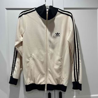 Originals（adidas） - 即完売　大人気adidas アディダス　コーデュロイトラックジャケット