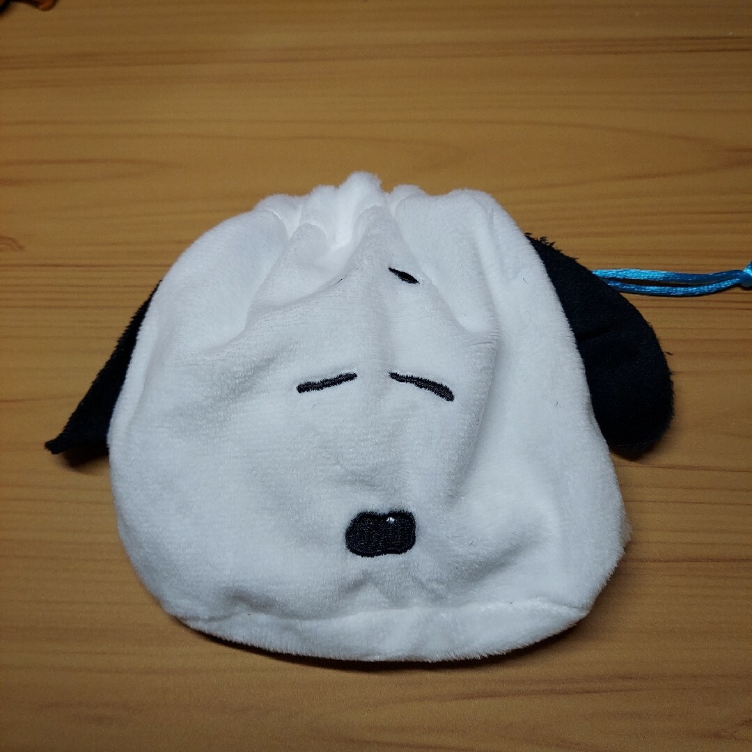 SNOOPY(スヌーピー)のスヌーピーふわふわ巾着&ポーチコレクションガチャ　ガチャガチャ　スヌーピー3種 エンタメ/ホビーのおもちゃ/ぬいぐるみ(キャラクターグッズ)の商品写真