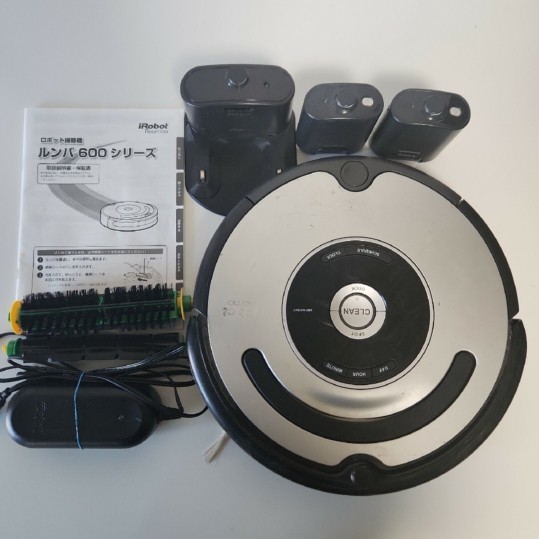 iRobot(アイロボット)のRoomba　ルンバ　577　正常動作品　付属品多数 スマホ/家電/カメラの生活家電(掃除機)の商品写真