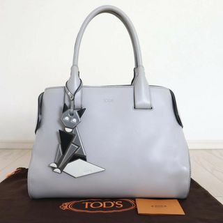 トッズ(TOD'S)のTOD'S トッズ チャーム付 CAPE ケープ レザー ハンド トート バッグ(トートバッグ)