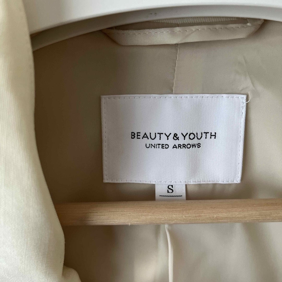 BEAUTY&YOUTH UNITED ARROWS(ビューティアンドユースユナイテッドアローズ)のビューティアンドユース　ロングコート レディースのジャケット/アウター(ロングコート)の商品写真