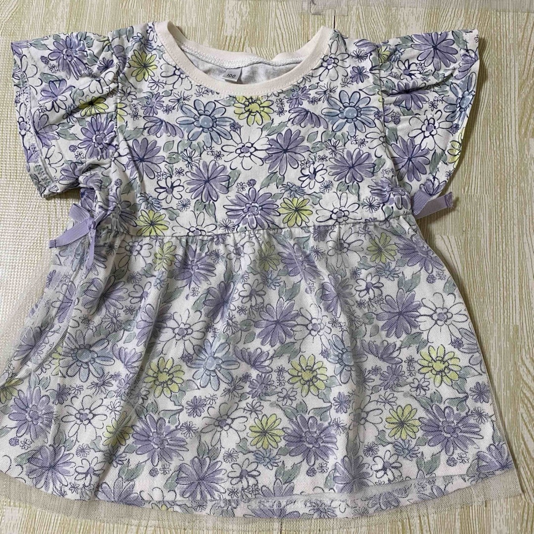 半袖Ｔシャツ　2枚セット　サイズ100 キッズ/ベビー/マタニティのキッズ服女の子用(90cm~)(Tシャツ/カットソー)の商品写真