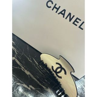 CHANELヘアクリップ