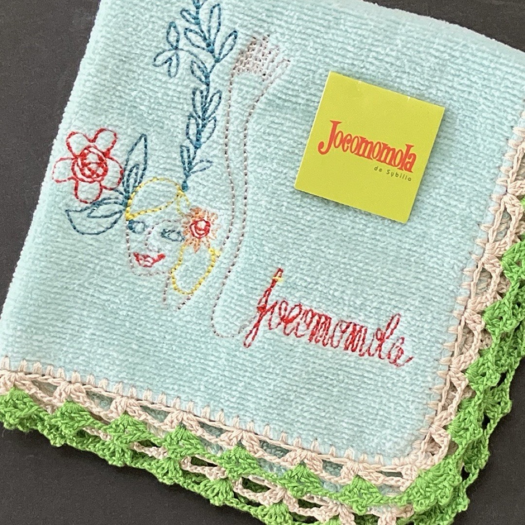 Jocomomola(ホコモモラ)のJocomomola  ホコモモラ　刺繍　タオルハンカチ レディースのファッション小物(ハンカチ)の商品写真