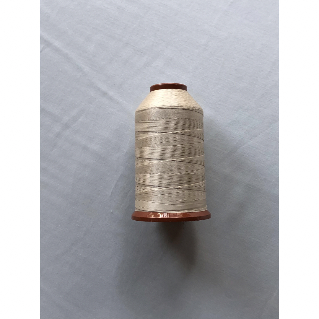 フジックスキングポリエステルミシン糸#30 ハンドメイドの素材/材料(生地/糸)の商品写真