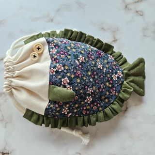 お魚巾着 巾着袋 さかな ヒラメ カレイ ハンドメイド No.252(ポーチ)