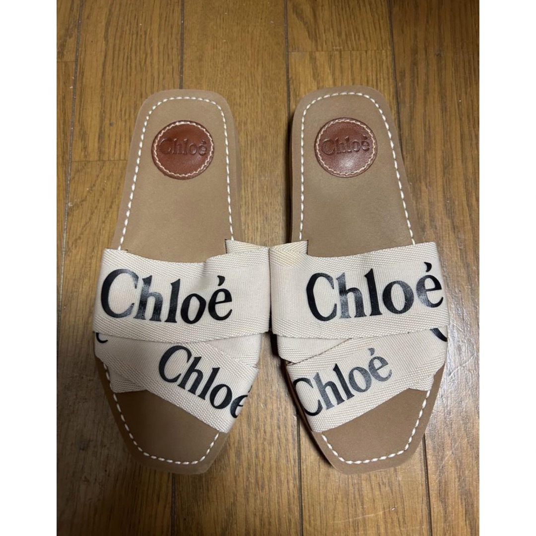 Chloe(クロエ)のchloe woodyフラットミュールサンダル36 レディースの靴/シューズ(サンダル)の商品写真