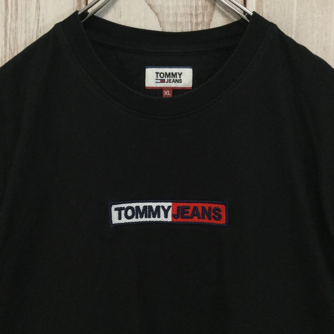 TOMMY JEANS(トミージーンズ)の【トミージーンズ 半袖Tシャツ】ボックスロゴ刺繍 ゆるだぼ 古着感 XL 黒 メンズのトップス(Tシャツ/カットソー(半袖/袖なし))の商品写真