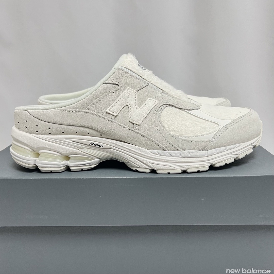 New Balance(ニューバランス)の27.5 新品 ニューバランス 2002 Mule ミュール ホワイト RMQ メンズの靴/シューズ(スニーカー)の商品写真