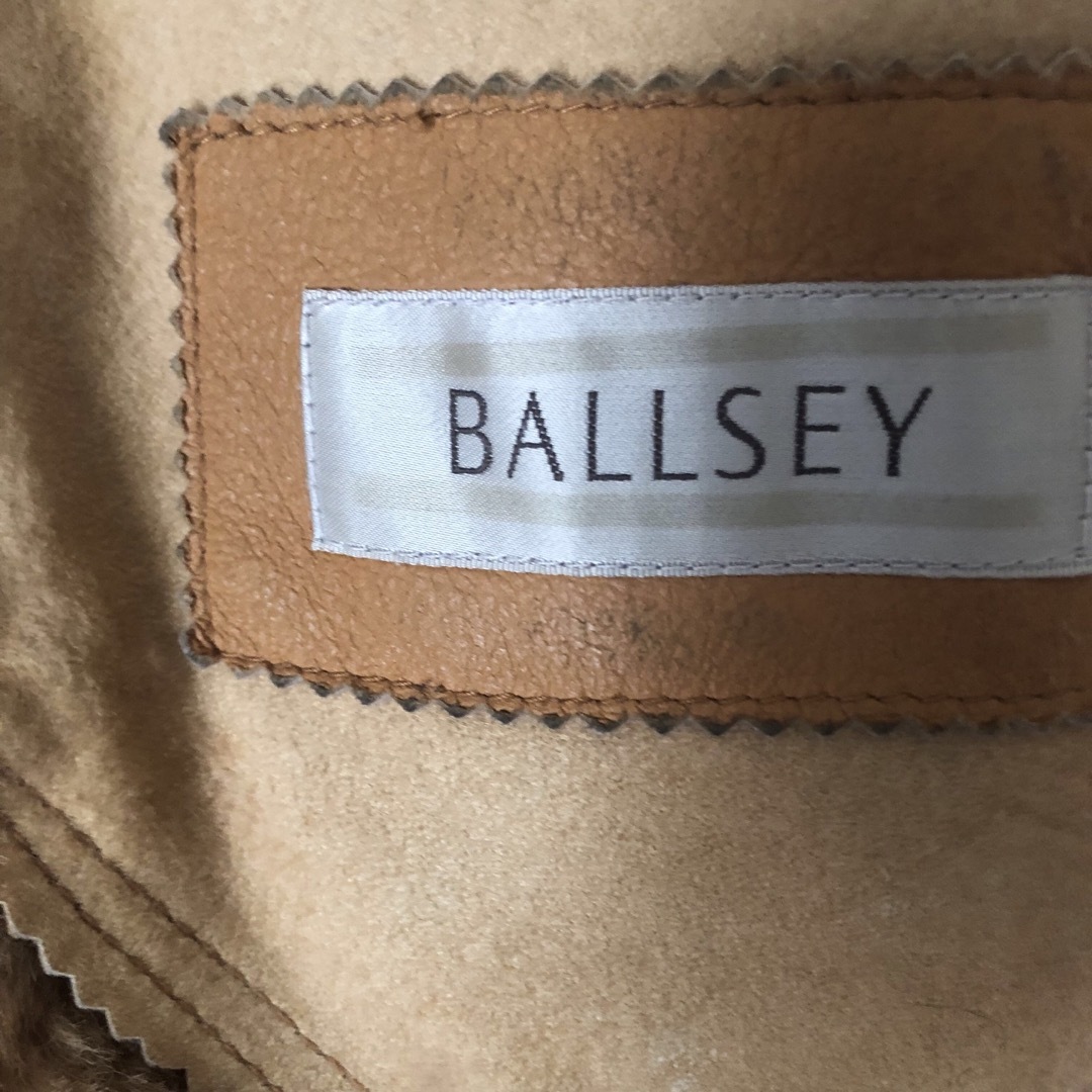 Ballsey(ボールジィ)のBallseyボールジィ美品✨ムートンコート羊革ラムレザー　トゥモローランド レディースのジャケット/アウター(ムートンコート)の商品写真