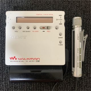 ソニー(SONY)のSONY MZ-R900 ホワイト MD WALKMAN MDウォークマン(ポータブルプレーヤー)