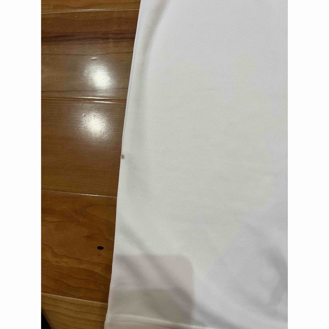 YONEX(ヨネックス)のヨネックス　半袖Tシャツ　Oサイズ　白　ホワイト スポーツ/アウトドアのテニス(ウェア)の商品写真