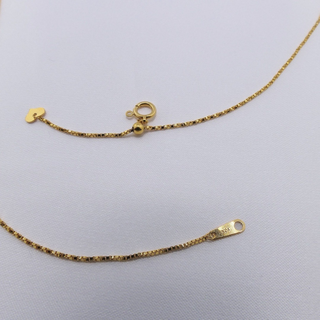 新品❗️K24 純金 ベネチアン ツイストネックレスチェーン 42cm レディースのアクセサリー(ネックレス)の商品写真