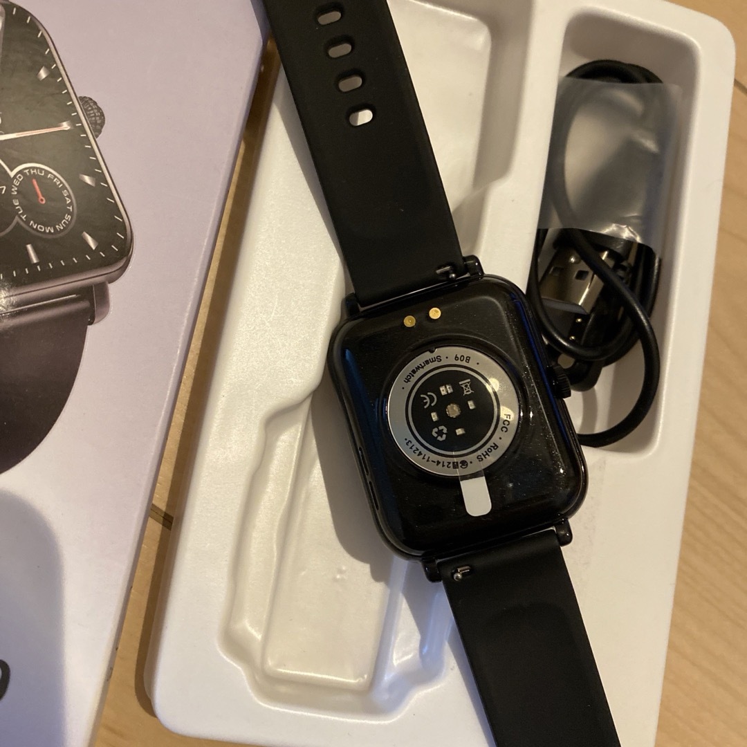 新品 B09 TALKBAND スマートウォッチ 腕時計 多機能 防水 メンズの時計(腕時計(デジタル))の商品写真