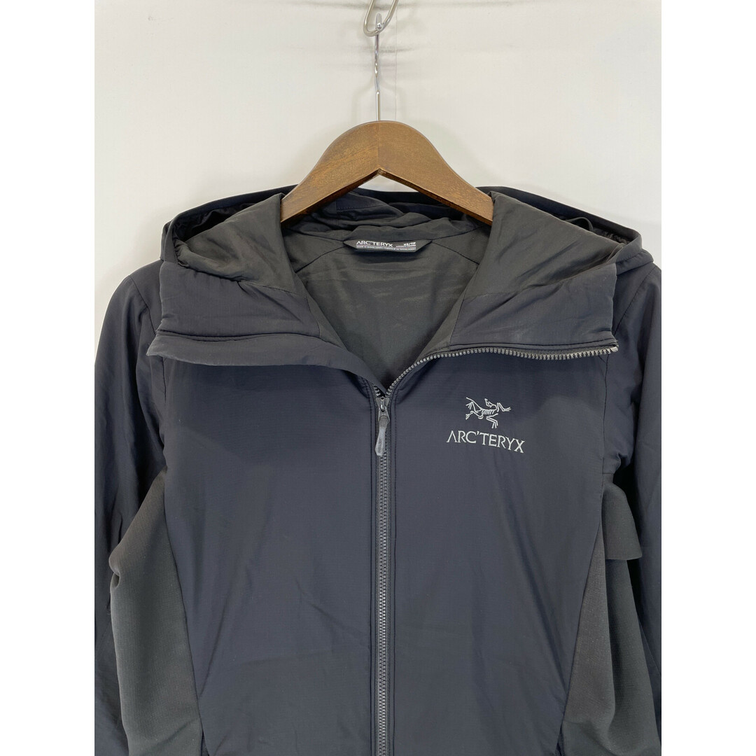 ARC'TERYX(アークテリクス)のアークテリクス ブラック Atom LT Hoody 24111 XS レディースのジャケット/アウター(その他)の商品写真