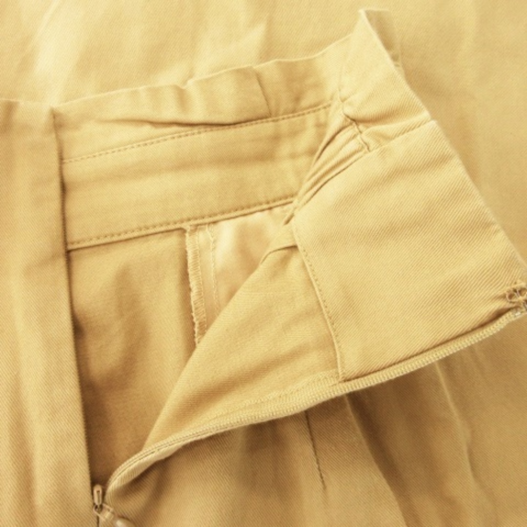 URBAN RESEARCH DOORS(アーバンリサーチドアーズ)のアーバンリサーチ ドアーズ スカート タイト ミモレ ロング 36 ベージュ レディースのスカート(ロングスカート)の商品写真