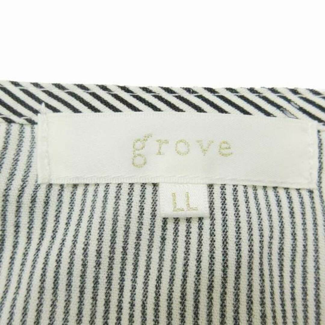 grove(グローブ)の美品 グローブ grove スカラップ刺繍 ブラウス 五分袖 半袖 ストライプ レディースのトップス(シャツ/ブラウス(半袖/袖なし))の商品写真