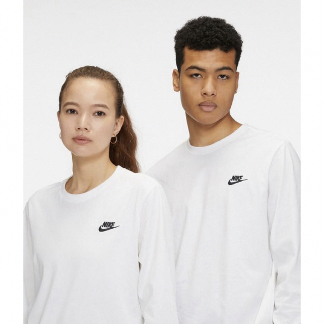 NIKE(ナイキ)のナイキ クラブ ロングスリーブ Tシャツ ホワイト メンズのトップス(Tシャツ/カットソー(七分/長袖))の商品写真