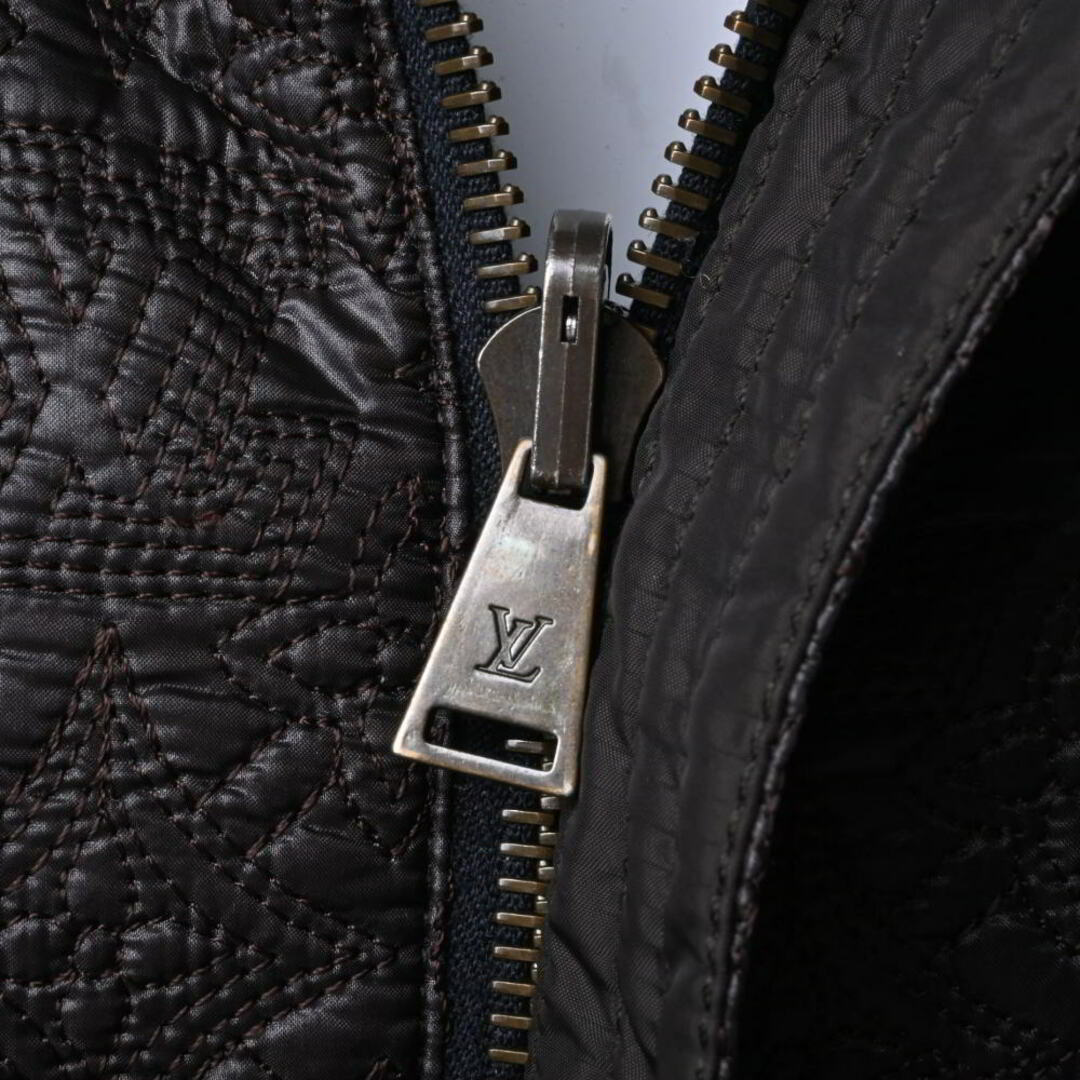 LOUIS VUITTON - LOUIS VUITTON モノグラム リバーシブル ダウン LOUIS VUITTON - LOUIS VUITTON モノグラム リバーシブル ダウン
