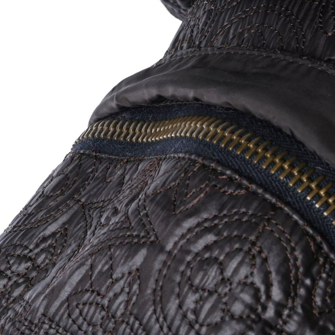 LOUIS VUITTON - LOUIS VUITTON モノグラム リバーシブル ダウン LOUIS VUITTON - LOUIS VUITTON モノグラム リバーシブル ダウン