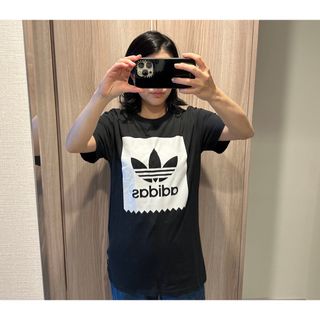 アディダス(adidas)のadidas Tシャツ　ブラック Mサイズ(Tシャツ(半袖/袖なし))