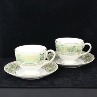 WEDGWOOD - WEDGWOOD ウェッジウッド コロンビア セージ グリーン ペア ティーカップ&ソーサー グリーン系 ファイン ボーン チャイナ ブランド 食器 コーヒー 紅茶 ティーカップ お祝い プレゼント インテリア 飾り 置物 お揃い【中古】松前R56号店