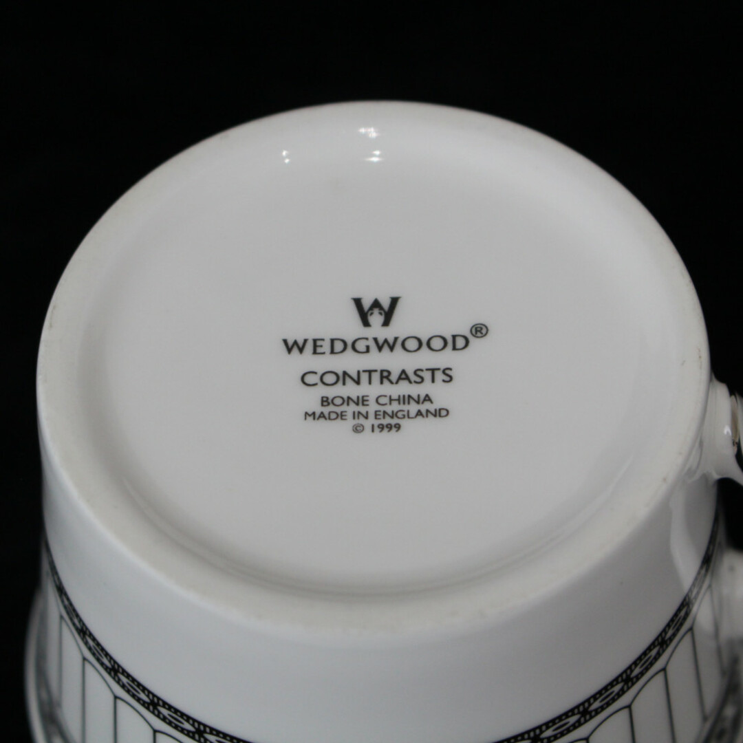 WEDGWOOD(ウェッジウッド)のWEDGWOOD ウェッジウッド コントラスト カップ&ソーサー ホワイト×ブラック BONE CHINA ブランド 食器 コーヒー 紅茶 ティーカップ お祝い プレゼント インテリア 飾り 置物【中古】松前R56号店 インテリア/住まい/日用品のキッチン/食器(その他)の商品写真