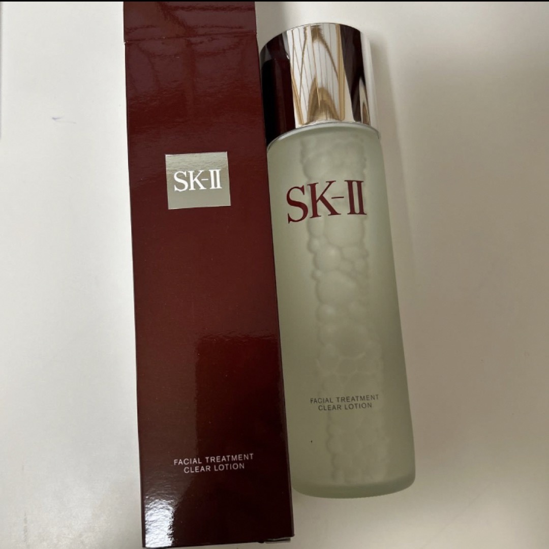 SK-II(エスケーツー)のSK-IIフェイシャルトリートメントクリアローション230ml コスメ/美容のスキンケア/基礎化粧品(化粧水/ローション)の商品写真