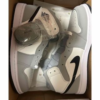 ジョーダン(Jordan Brand（NIKE）)のAIR JORDAN1 MID ラストスモークグレー(スニーカー)