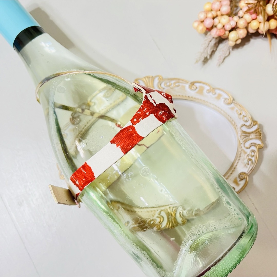 ボトル ランジェリー  赤 変わったプレゼント おもしろい 贈り物 ワイン 瓶 ハンドメイドのインテリア/家具(インテリア雑貨)の商品写真