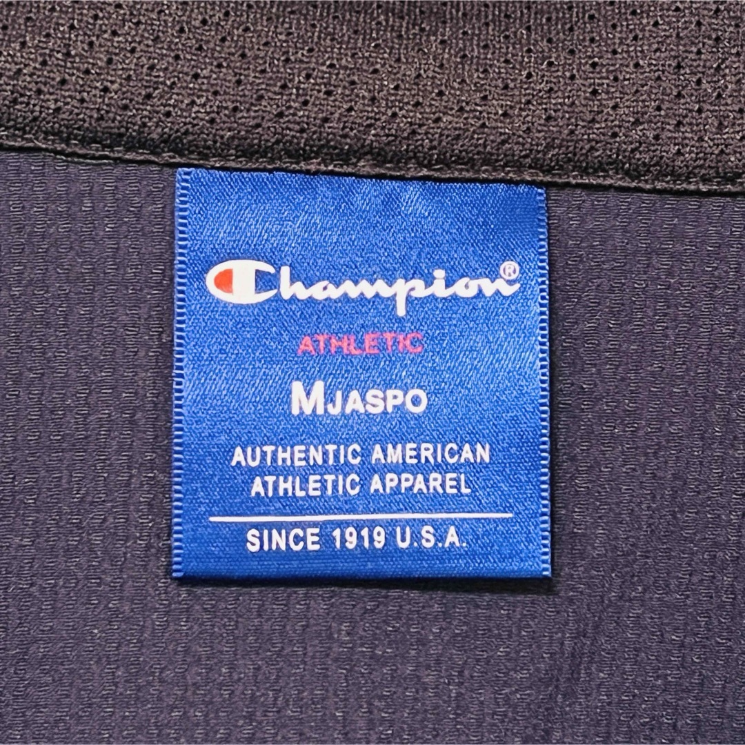 Champion(チャンピオン)のチャンピオンジャージ　トラックジャケット　Mサイズ　胸ロゴ　ネイビー　薄手 メンズのトップス(ジャージ)の商品写真