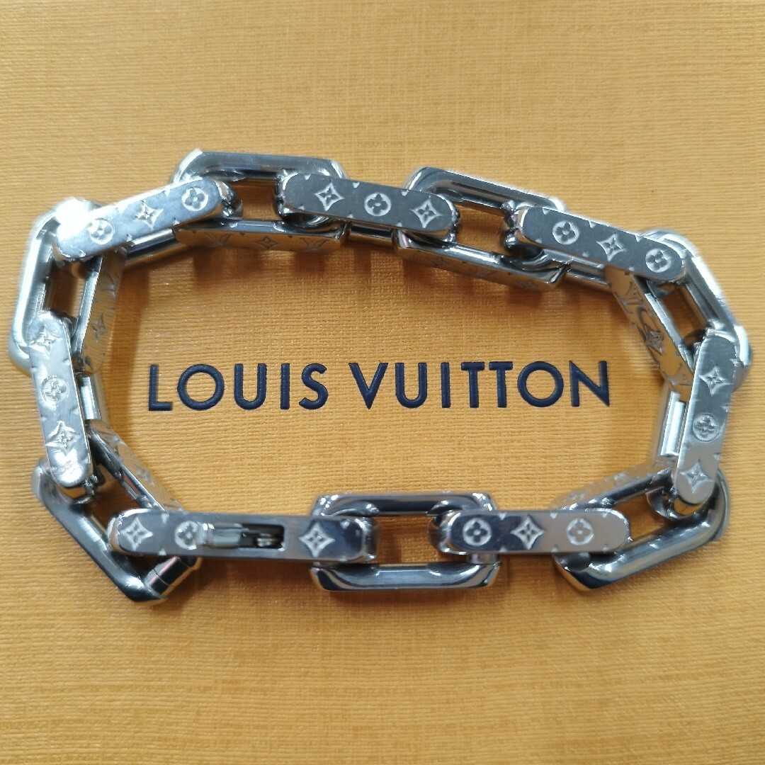 LOUIS VUITTON(ルイヴィトン)のルイ ヴィトン　チェーン モノグラム ブレスレット M00308 【未使用品】 メンズのアクセサリー(ブレスレット)の商品写真