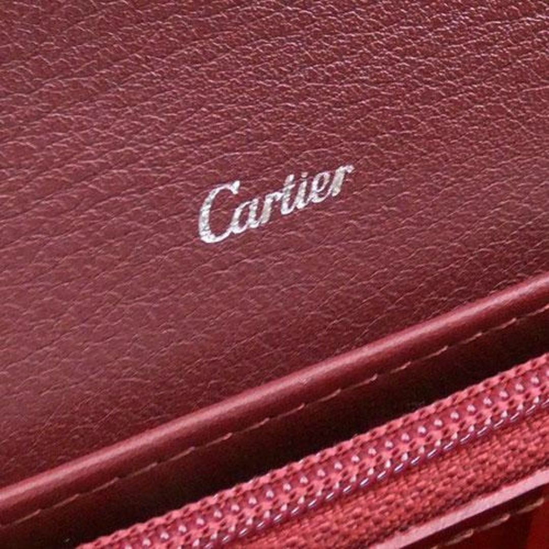 Cartier(カルティエ)のカルティエ 財布 Cartier パテントレザー ハッピーバースデイ チェーンウォレット 長財布 レッド レディース CRL3001580 OJ10415 レディースのファッション小物(財布)の商品写真