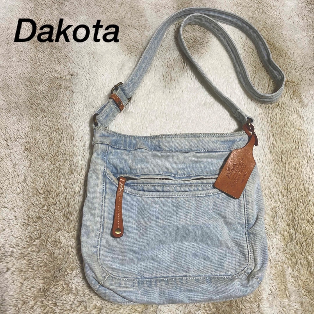 Dakota(ダコタ)のDakota ダコタ ショルダーバッグ ランドリーシリーズ デニム 薄マチ レディースのバッグ(ショルダーバッグ)の商品写真