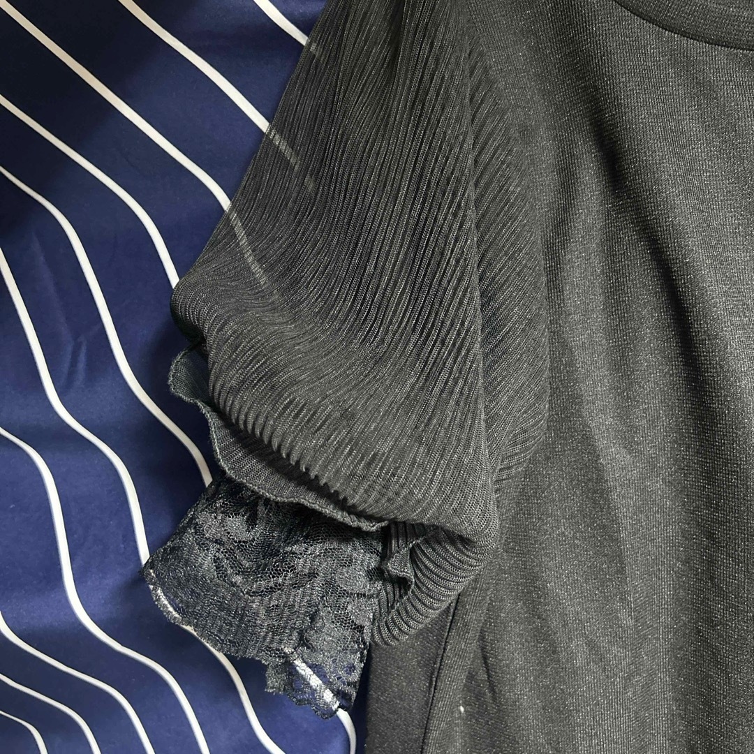トップス ブラック バルーンスリーブ レディースのトップス(シャツ/ブラウス(半袖/袖なし))の商品写真