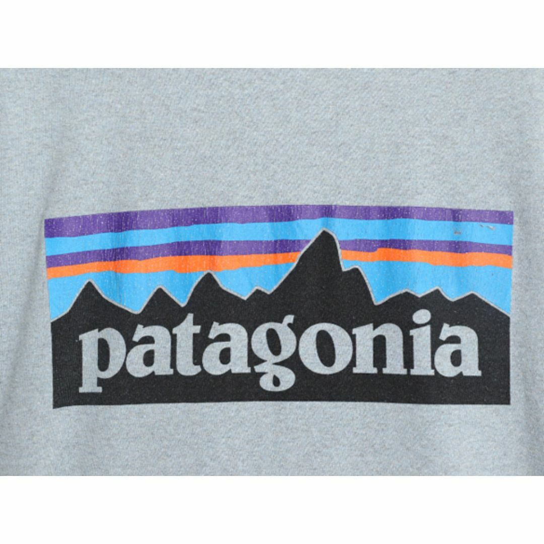 patagonia(パタゴニア)の18年製 パタゴニア 両面 プリント 半袖 Tシャツ メンズ L / 古着 Patagonia アウトドア フィッツロイ P6 ボックスロゴ バックプリント 灰 メンズのトップス(Tシャツ/カットソー(半袖/袖なし))の商品写真