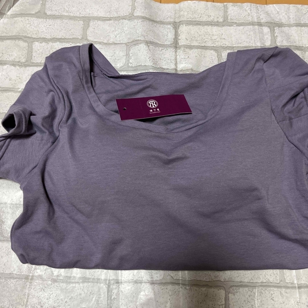 タンクトップ　ヨガウエア　半袖Tシャツ　汗取りパッド付き　レギンス　セット　紫 レディースのトップス(Tシャツ(半袖/袖なし))の商品写真