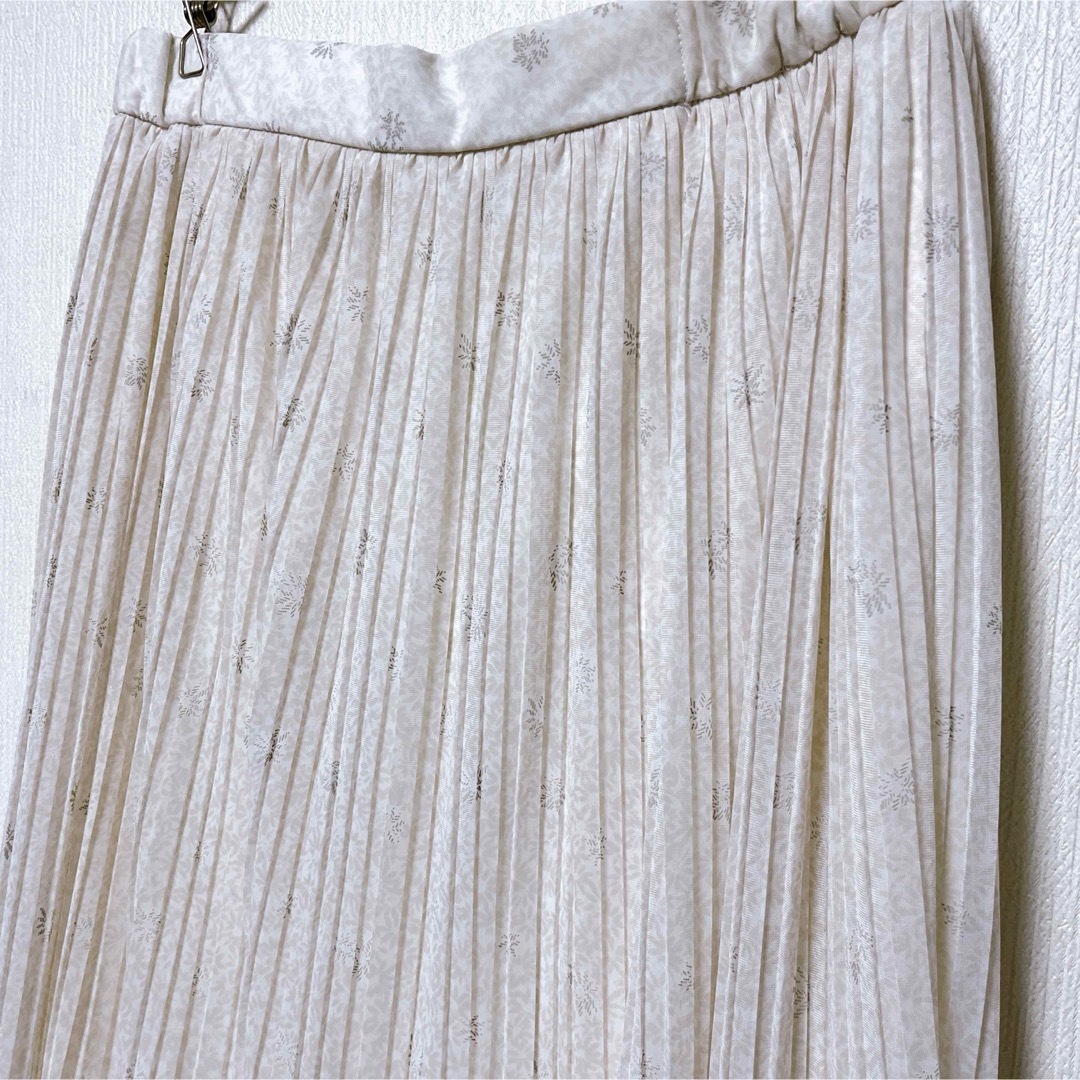 anySiS(エニィスィス)のanysis エニィスィス【洗える】　プリーツフレアスカート レディースのスカート(ロングスカート)の商品写真