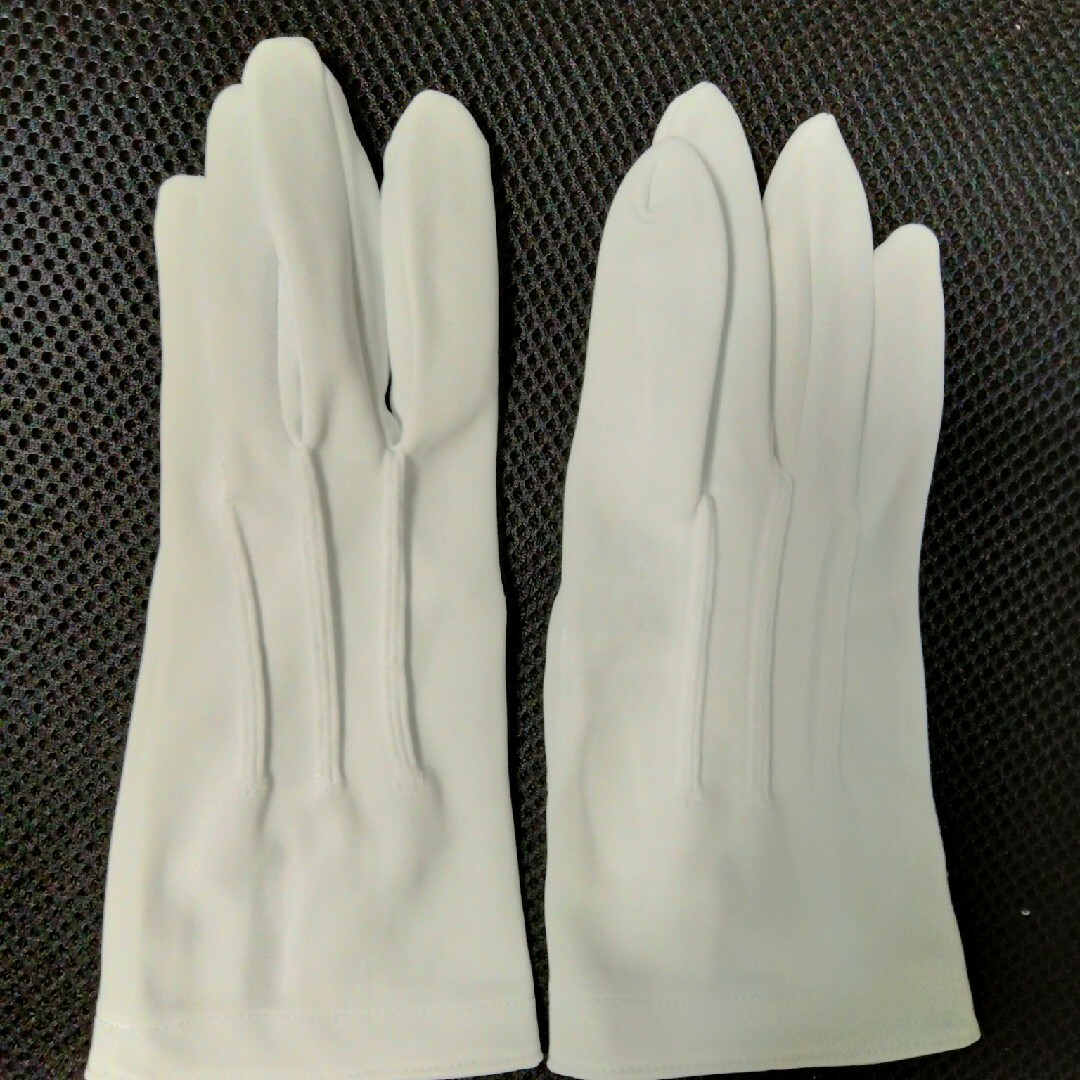 試着品　ナイロン100%製　白手袋　結婚式　新郎手袋　新郎グローブ　礼装用白手 メンズのファッション小物(手袋)の商品写真