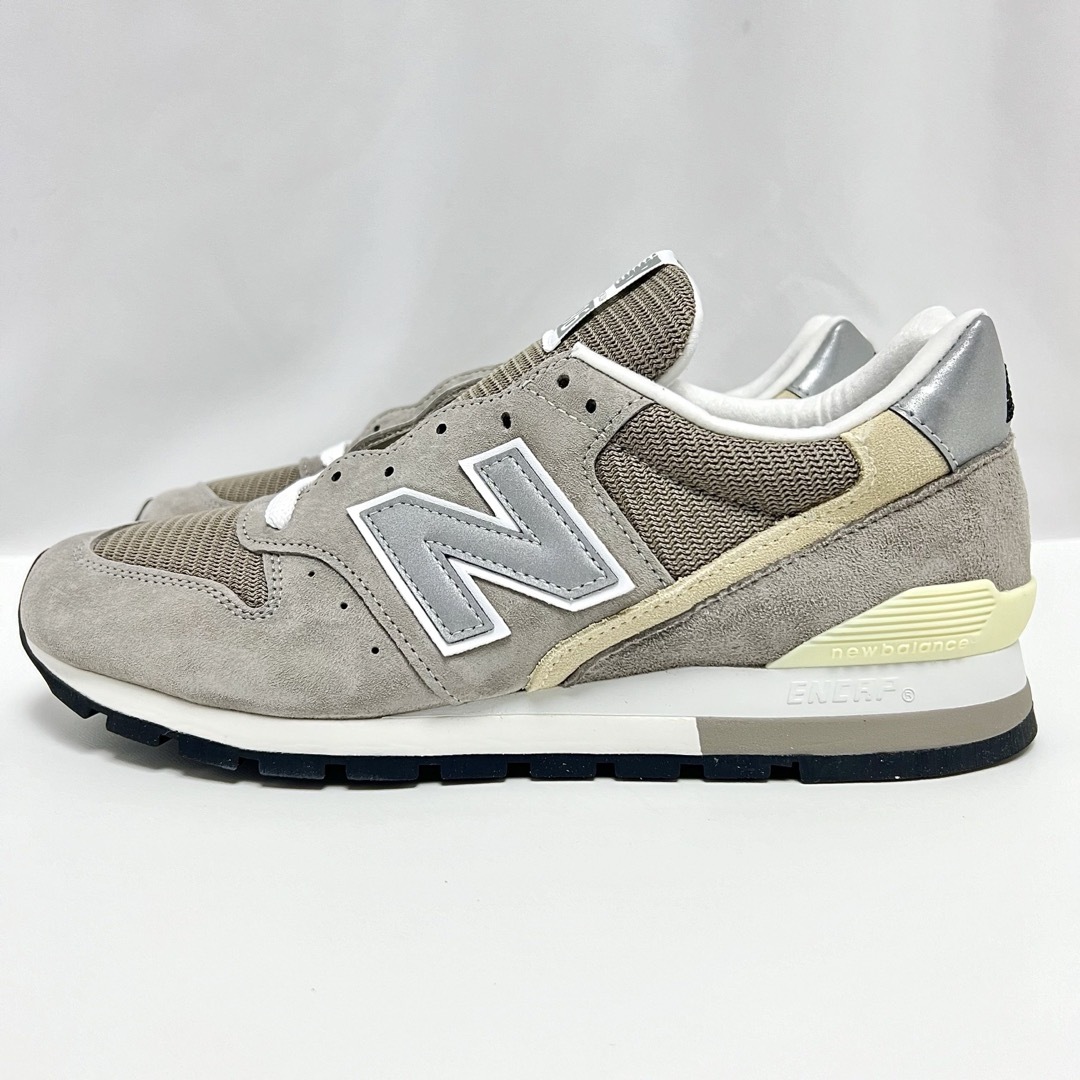 New Balance(ニューバランス)の30cm 新品 USA製 ニューバランス 996 GR グレー スニーカー メンズの靴/シューズ(スニーカー)の商品写真