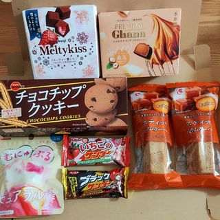 ■⑪お菓子詰め合わせ8点セット◆フォローでプレゼント・おまけのお菓子詰め込みます(菓子/デザート)