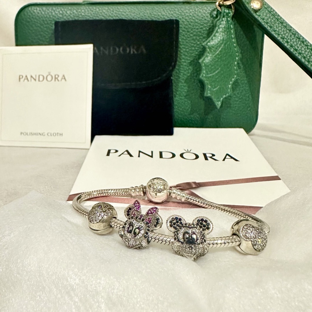 PANDORA(パンドラ)のPANDORA限定DisneyJewelryCollectionディズニーランド レディースのアクセサリー(ブレスレット/バングル)の商品写真