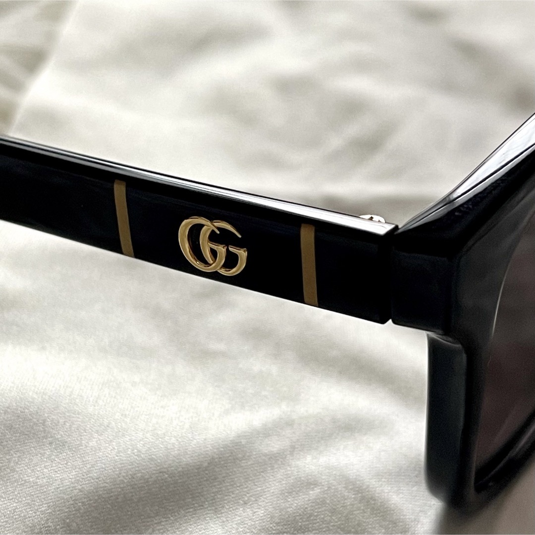 Gucci(グッチ)の【極美品】GUCCI グッチ マーモント サングラス GG0637SK ケース付 メンズのファッション小物(サングラス/メガネ)の商品写真