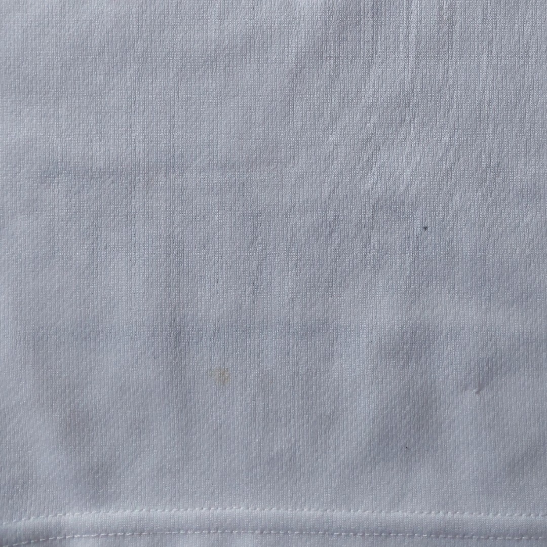 LUZ(ルース)のルースイソンブラ　Tシャツ　ジュニア　150 ホワイト スポーツ/アウトドアのサッカー/フットサル(ウェア)の商品写真
