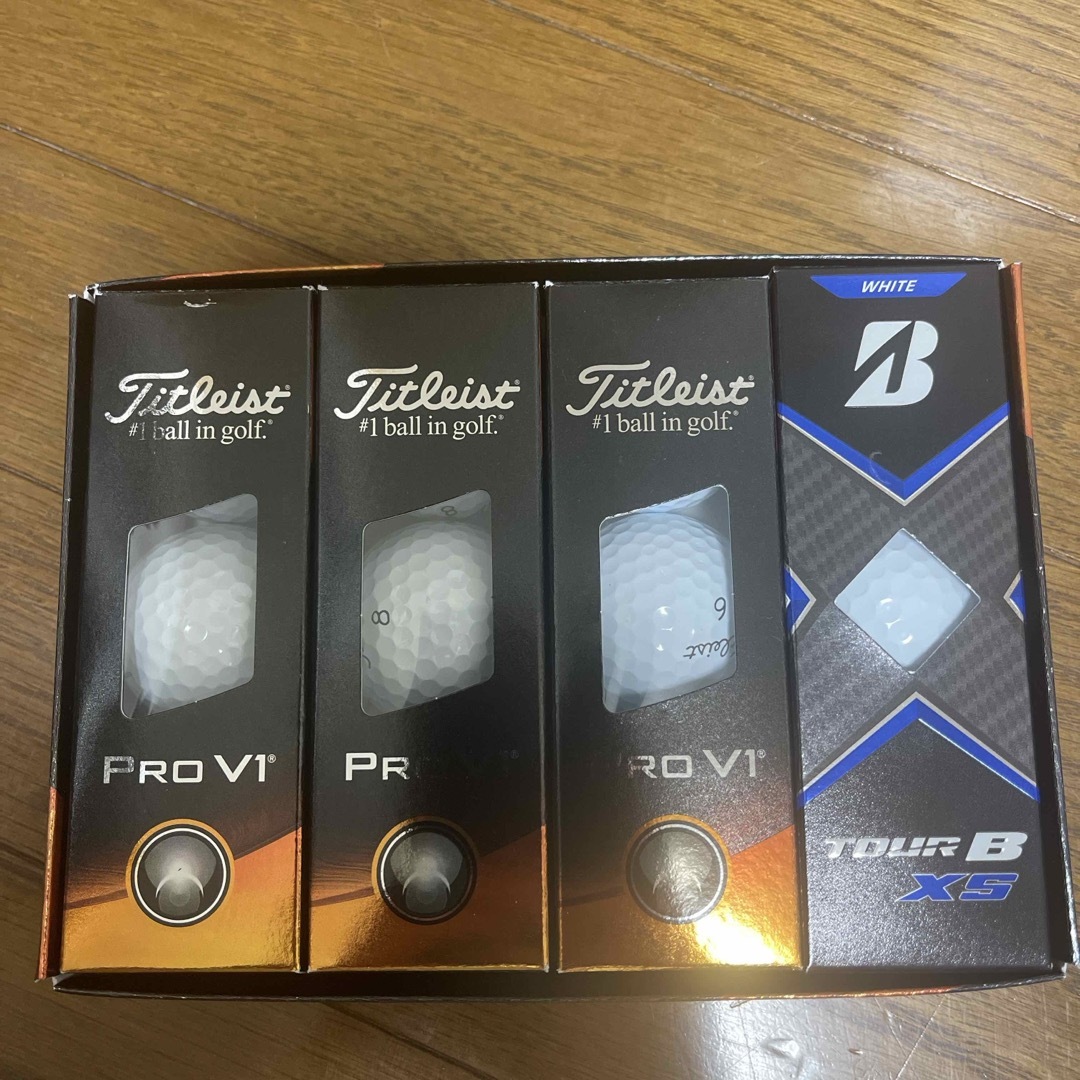 BRIDGESTONE(ブリヂストン)のタイトリスト  pro v1 ブリヂストン　tour xs スポーツ/アウトドアのゴルフ(その他)の商品写真