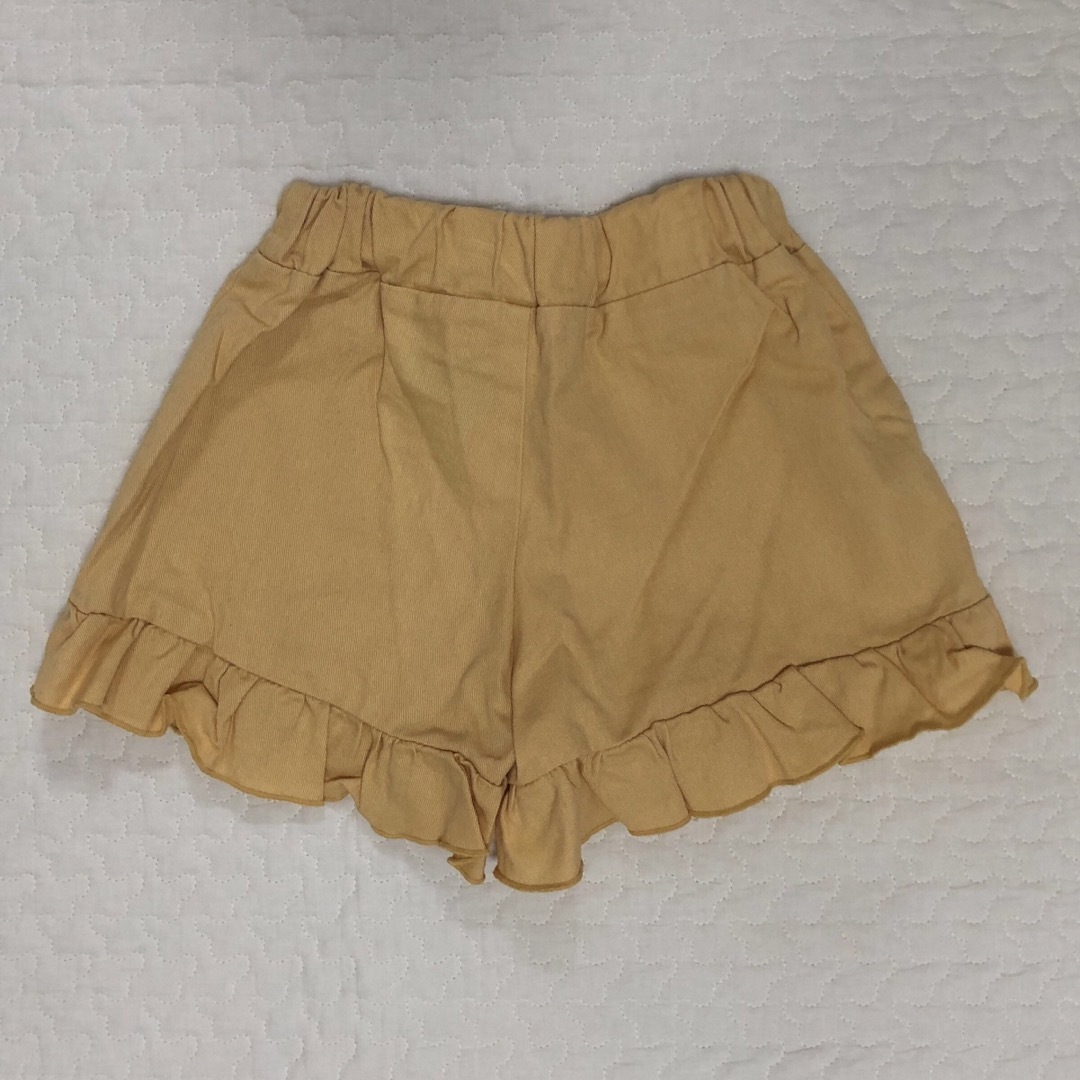 apres les cours(アプレレクール)のアプレレクール　フリル　ショートパンツ　100 キッズ/ベビー/マタニティのキッズ服女の子用(90cm~)(パンツ/スパッツ)の商品写真