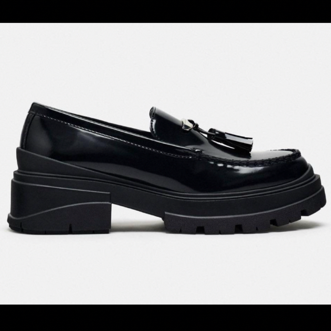 ZARA - 【完売品】ZARAトラックソールローファータッセル ZARA - 【完売品】ZARAトラックソールローファータッセル