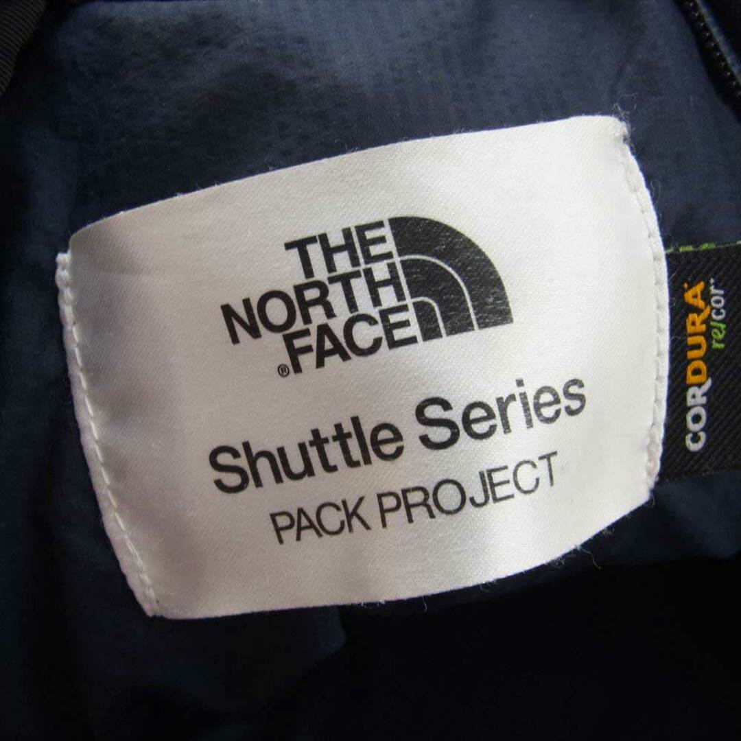 THE NORTH FACE(ザノースフェイス)のTHE NORTH FACE ノースフェイス バックパック NM82329  SHUTTLE DAYPACK シャトル デイパック バックパック リュック ネイビー系【中古】 メンズのバッグ(バッグパック/リュック)の商品写真