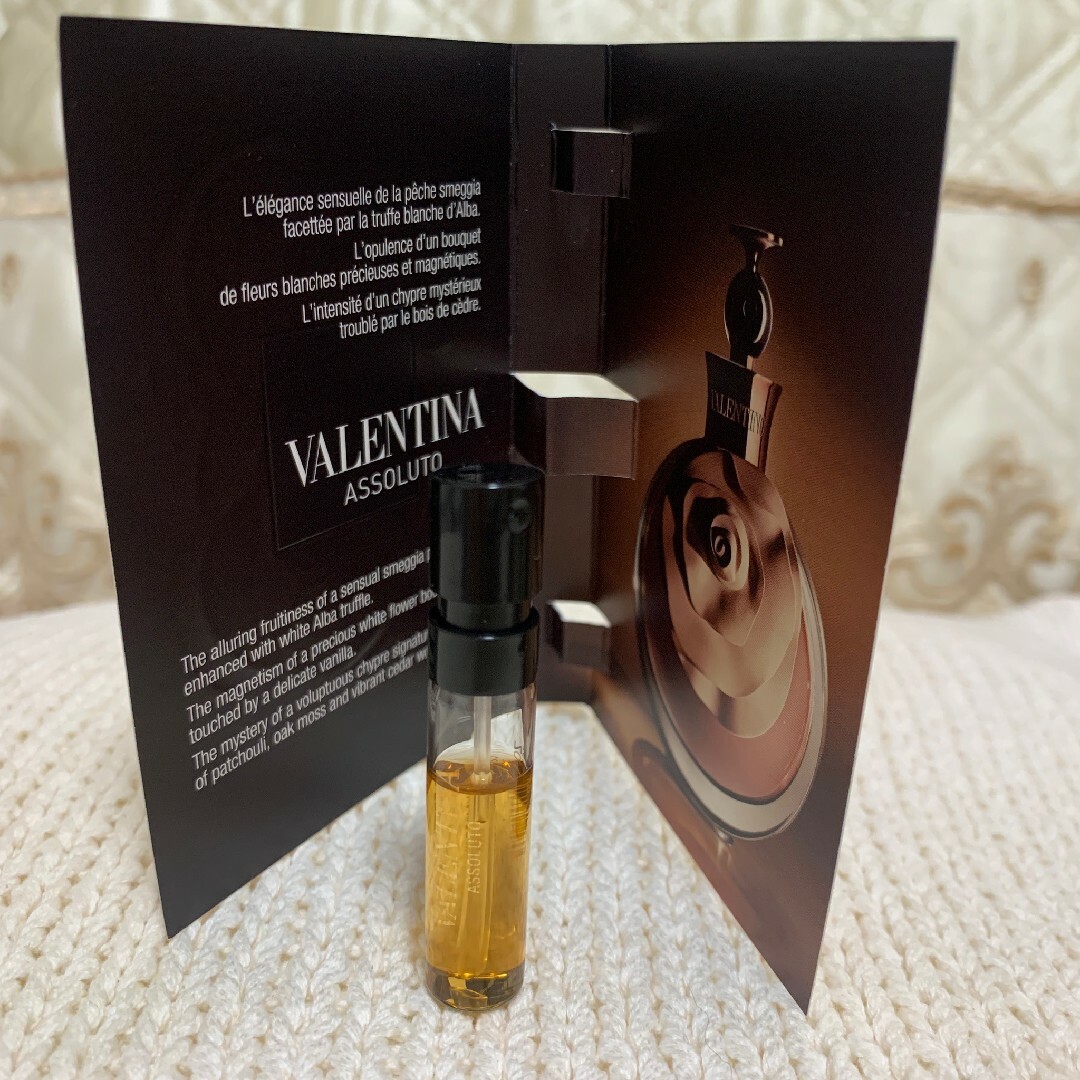 VALENTINO(ヴァレンティノ)のヴァレンティノ ヴァレンティナ アブソリュート インテンス EDP サンプル コスメ/美容の香水(香水(女性用))の商品写真